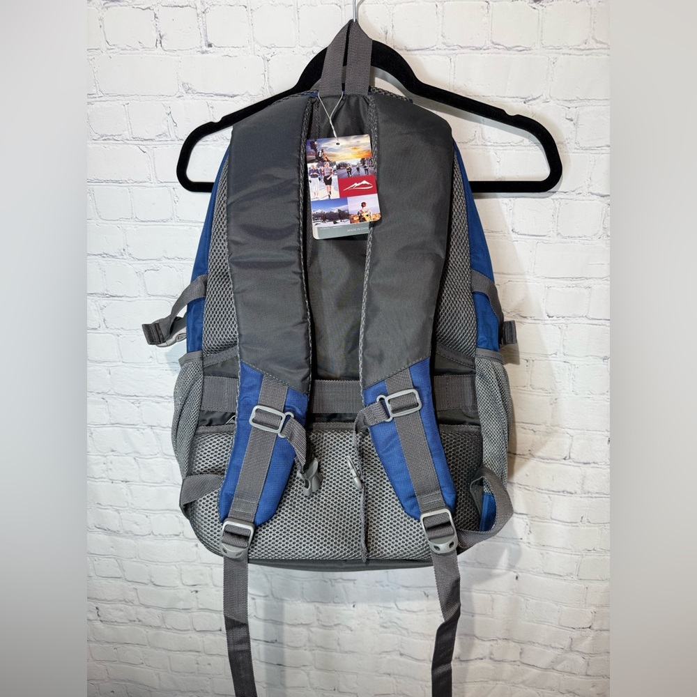 NWT ProEtrade backpack/book bag, fits laptop up to 15.6”, multi compartment,USB - Picture 2 of 7